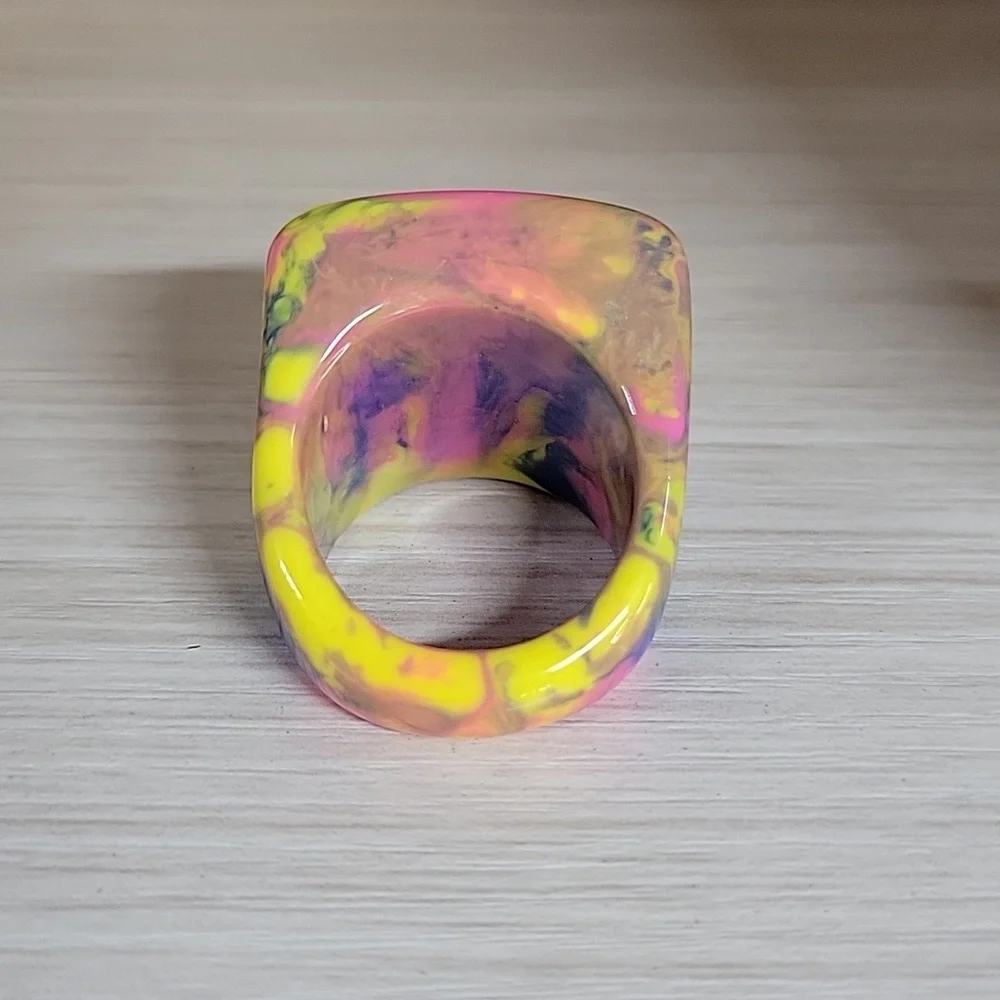 NEON TIE DYE SWIRL RING, METAL FREE
